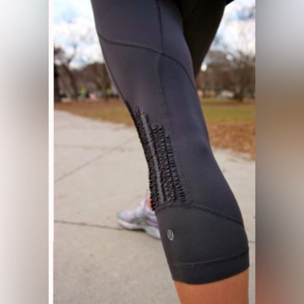 Lululemon Black Ruffle Leggings Mind over Matter Cropped